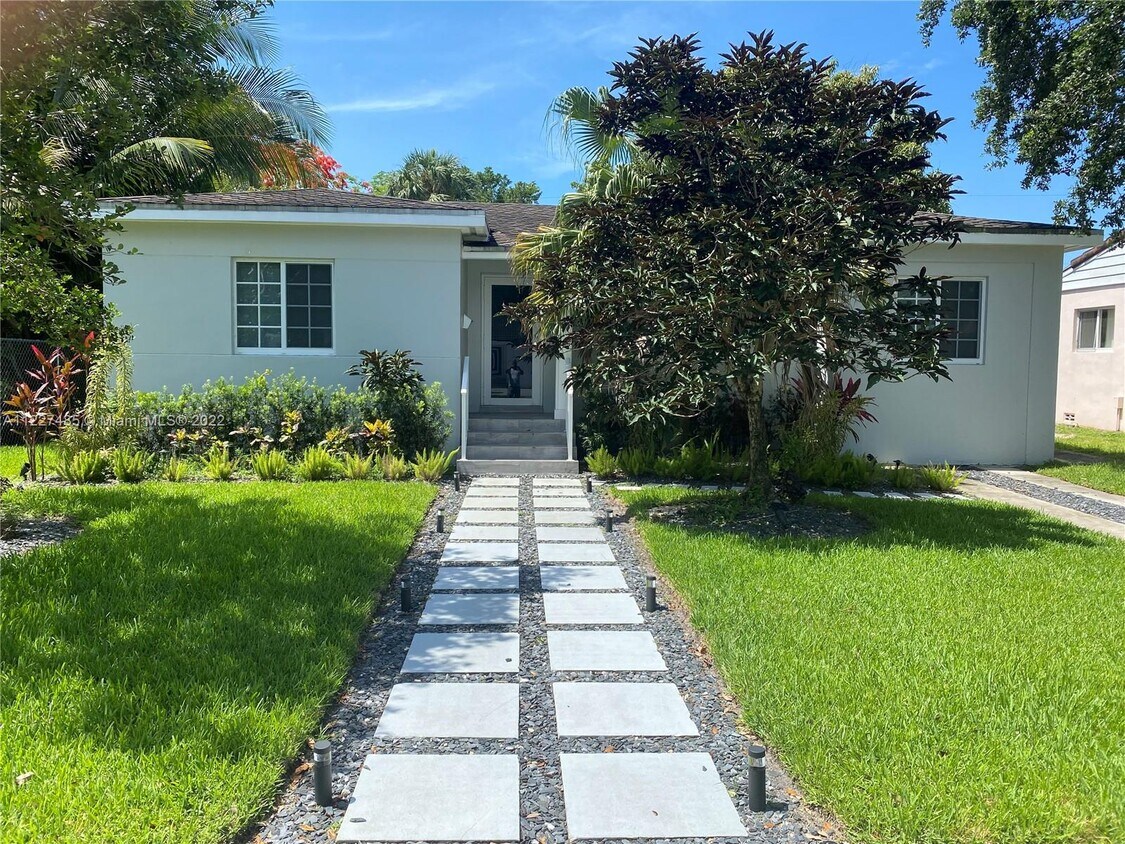 132 Whitethorn Dr, Miami Springs, FL 33166 House Rental in Miami