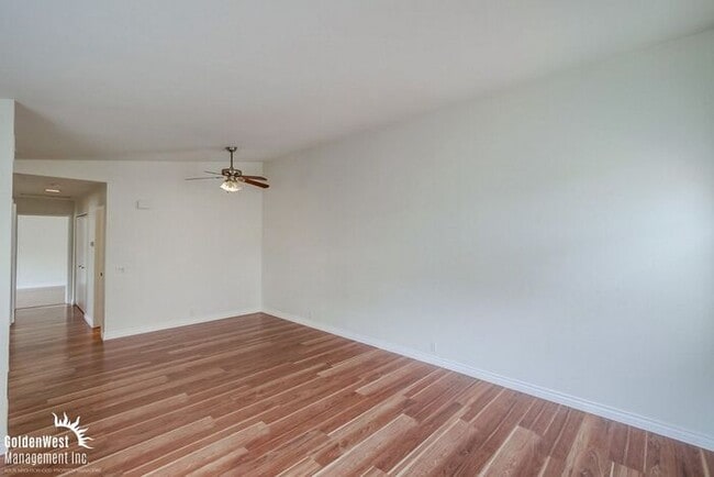 Building Photo - Beautiful 2Bdm 2Ba Condo in La Jolla Colon...