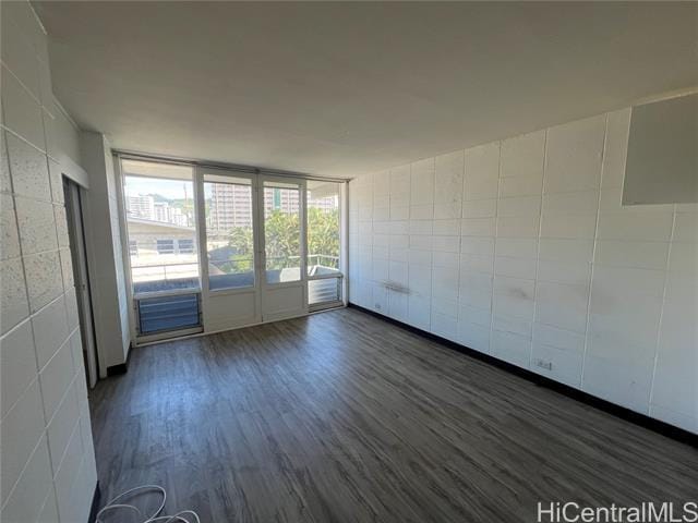 Building Photo - 625 University Ave