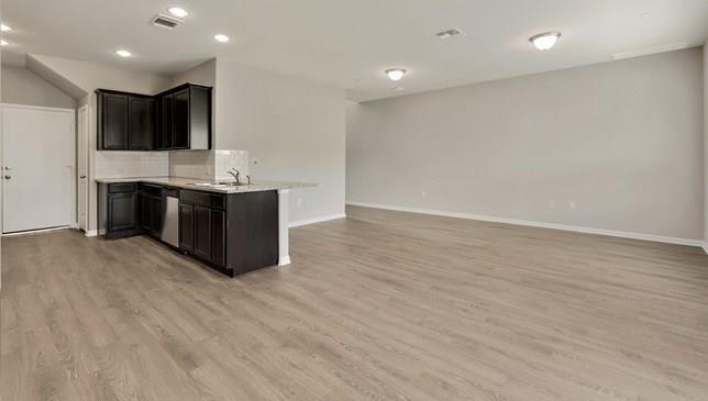 Foto del edificio - 516 E Slaughter Ln