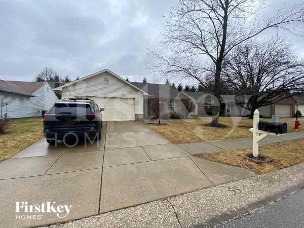 Foto principal - 430 E Pine Ridge Dr