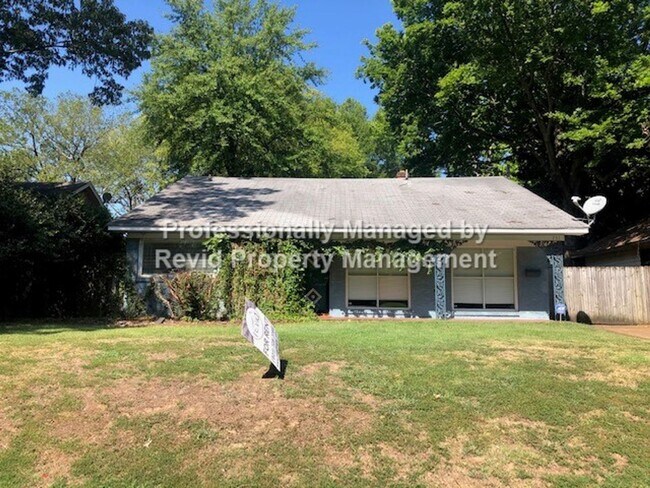 Foto del edificio - 3 bedroom Home in Midtown