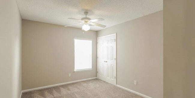 Building Photo - 151 Thistle Rd