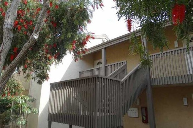 Foto del edificio - 8537 Villa La Jolla Dr