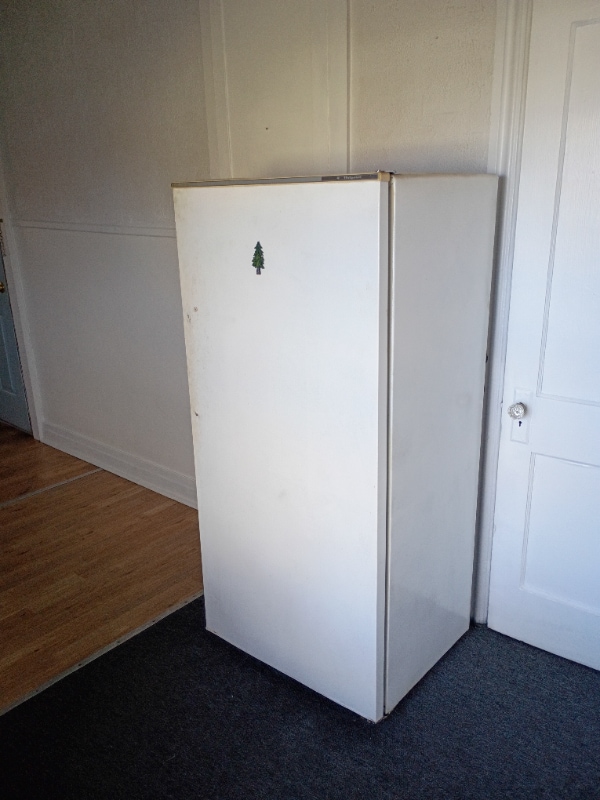 Building Photo - 230 S 6th St