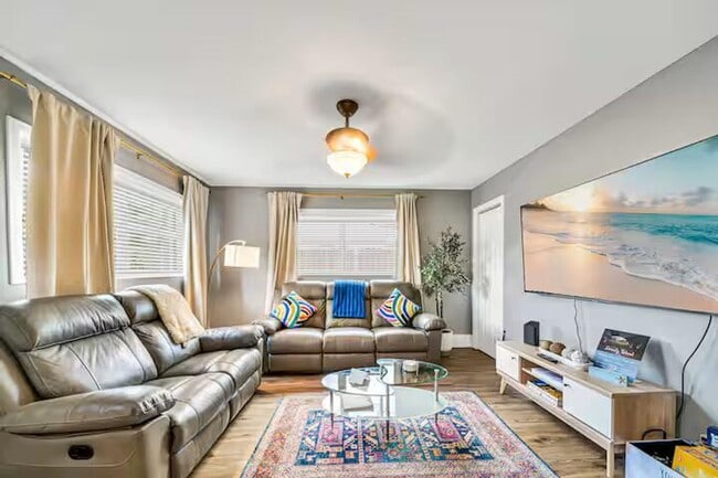 Foto del edificio - 4310 Applecrest Dr