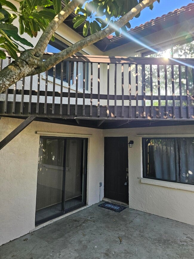 Building Photo - 3233 Sea Oats Cir