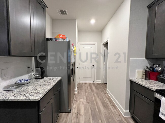 Foto del edificio - Great 3/2/2 in Fort Worth For Rent!