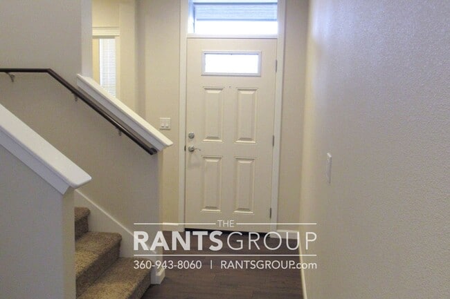Building Photo - 4 br, 2.5 bath House - 844 Natalee Jo St SE