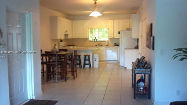 Foto del edificio - 4802 Washington St