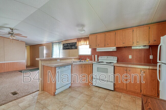 Foto del edificio - 242 Dutchman Creek Road