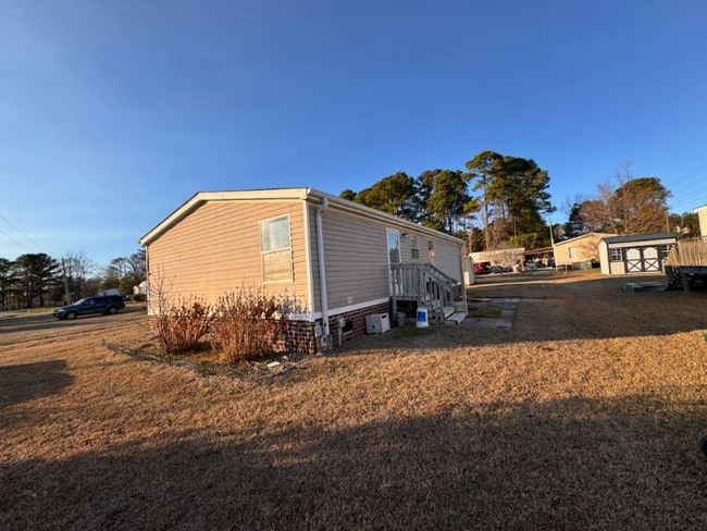 Building Photo - 4727 Julious Ln