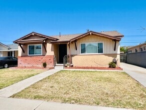 Building Photo - 17922 Thornlake Ave