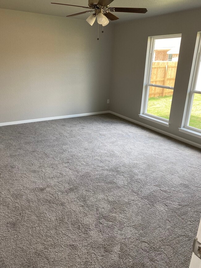 Building Photo - 811 Marlow Cv