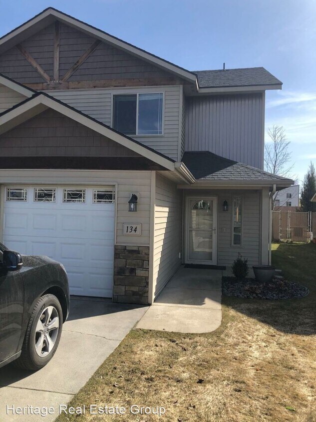 3 br, 2.5 bath House 134 E. Maryanna Lane House Rental in Hayden