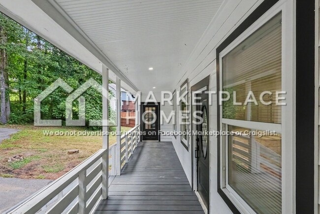 Building Photo - 140 Indian Lake Dr
