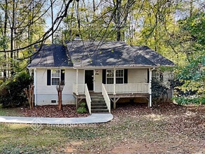 Building Photo - 10020 Little Creek Rd