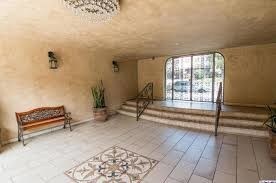 Building Photo - 3220 Altura Ave