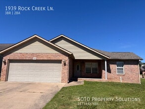 Building Photo - 1939 Rock Creek Ln