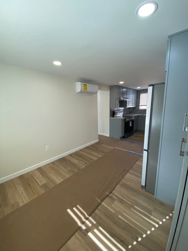 Building Photo - COMING SOON - NEWLY RENOVATED 3BD+1BA HOME