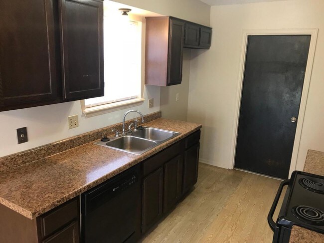 Foto del edificio - 6539 Lyrewood Ln