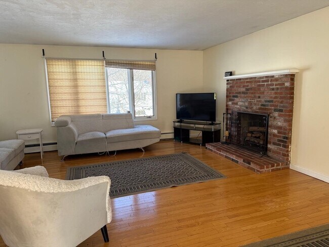 Foto del edificio - 11 Bluegrass Ln