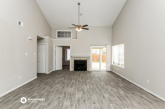 Building Photo - 3219 Woodstone Trail