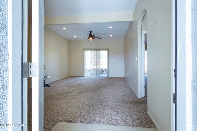 Building Photo - 290 Via Mantaraya