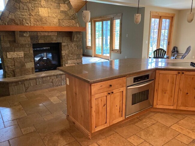 Foto del edificio - Available 11/1/25- 4 BR Teton Springs Home...