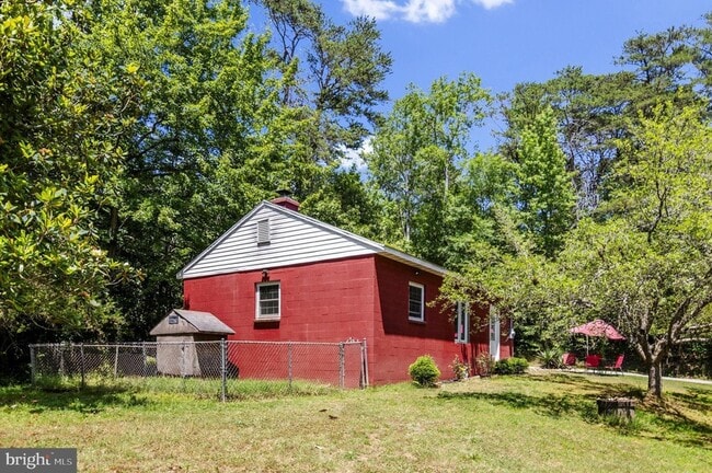 Building Photo - 579 Leeland Rd