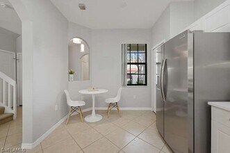 Building Photo - 7368 Bristol Cir