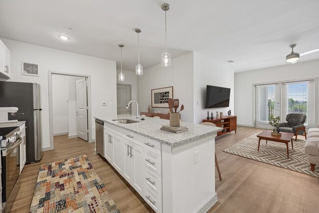 Building Photo - Fountainview at Farmersville