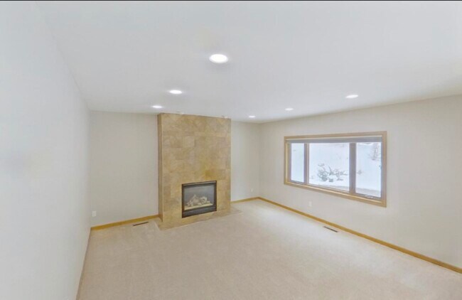 Foto del edificio - Move In Ready.