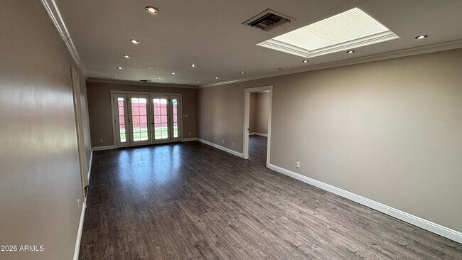 Building Photo - 2529 E Bluefield Ave