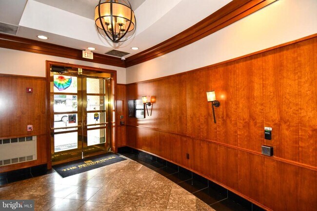 Foto del edificio - 777 7th St NW