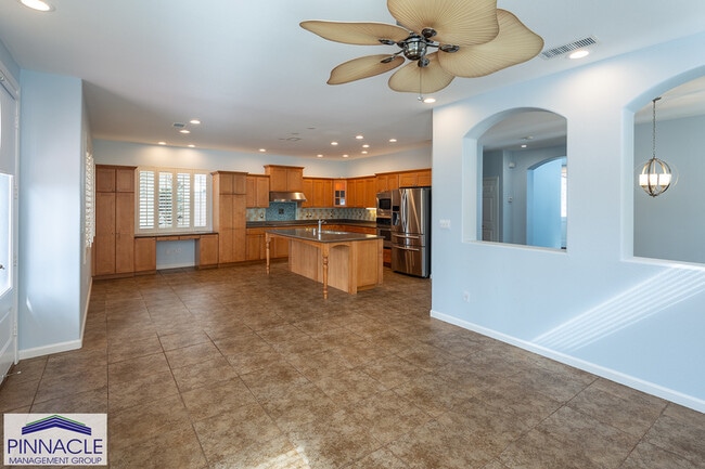 Building Photo - 91-1010-1010 Kaiwana St