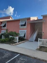 Building Photo - 4160 35th Terrace S