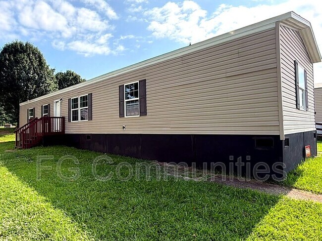 Foto del edificio - 112 Cloverleaf Ct