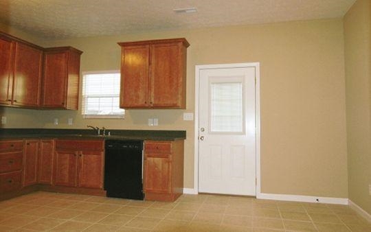 Kitchen - Kelly Heights Apartments