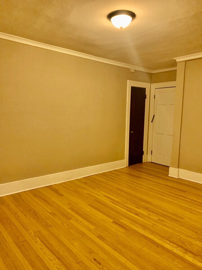 Unidad 37 - Tipperary Hill Apartments