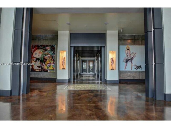 Foto del edificio - 690 SW 1st Ct