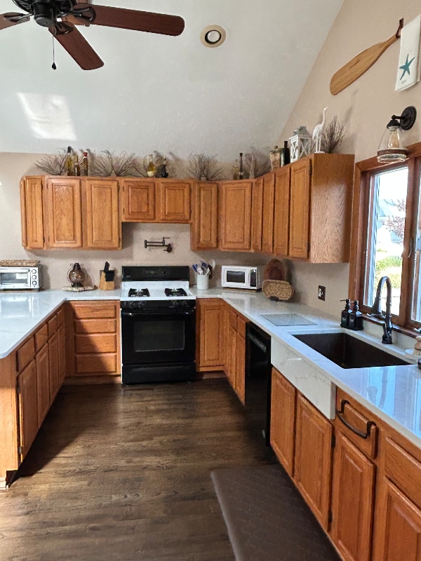 Building Photo - 95 S Ward Ave