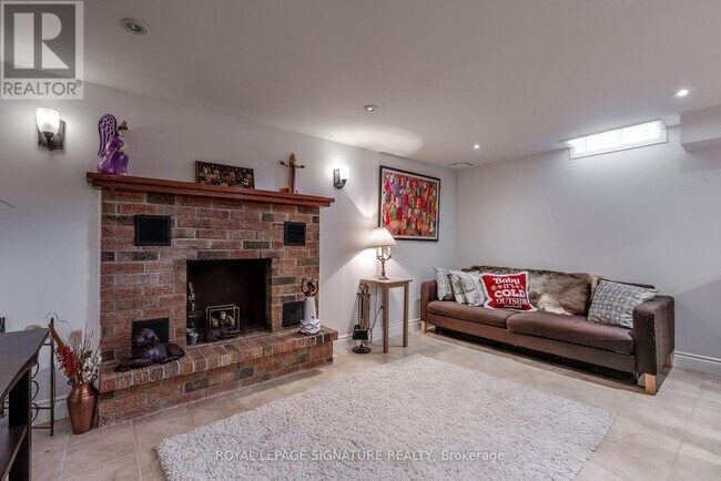 Photo du bâtiment - 20 Stonemanse Ct