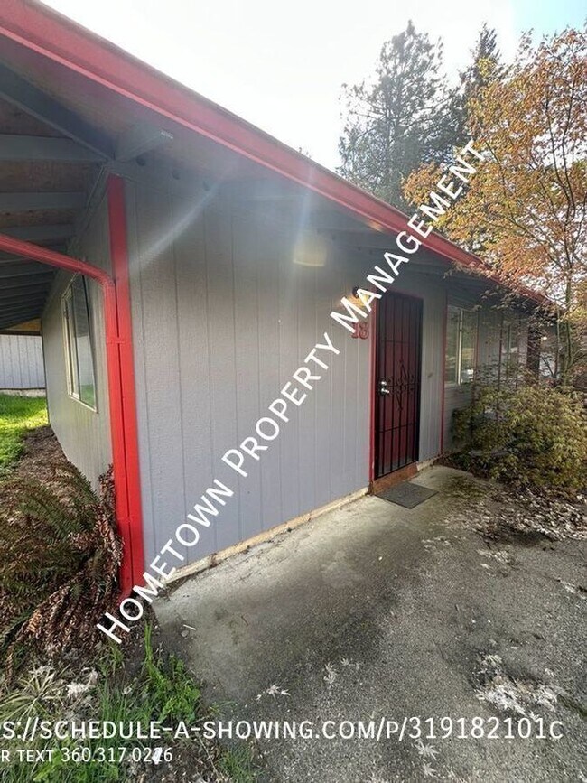 Foto del edificio - Cozy 1 Bedroom Duplex in Lacey.  Applicati...