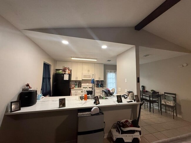 Foto del edificio - 838 N Monroe St
