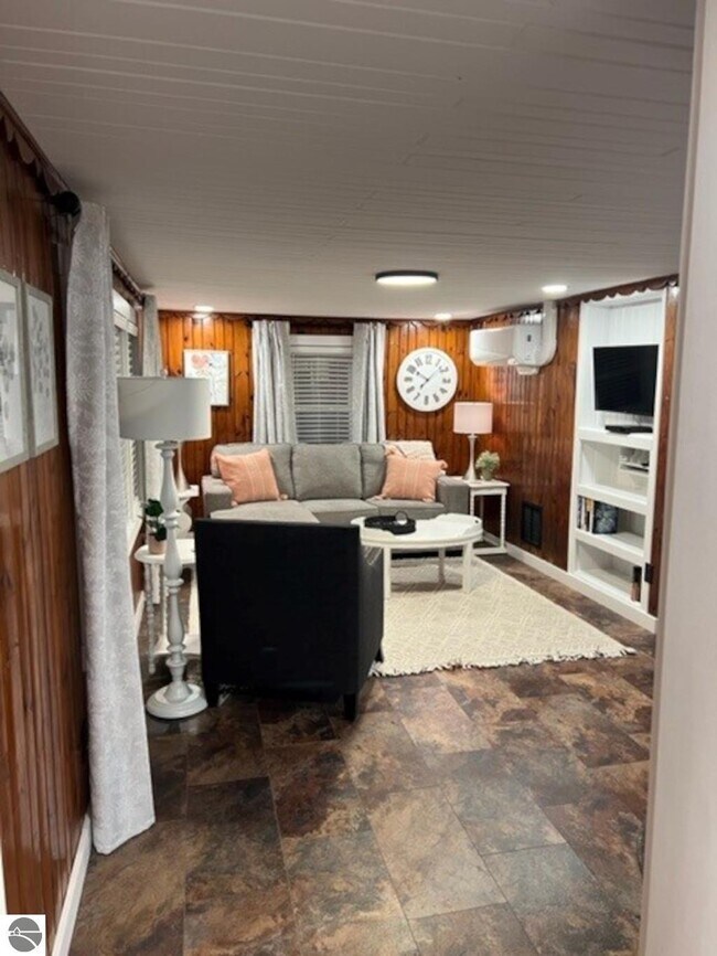 3848 N Four Mile Rd, Traverse City, MI 49686 House Rental in Traverse