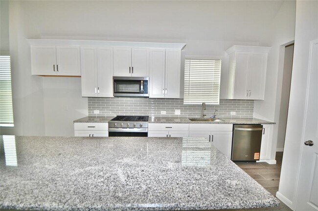 Building Photo - 6602 Canary Knl Ct