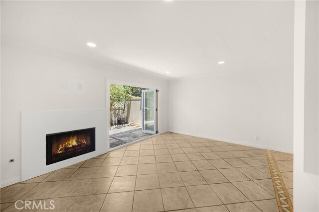 Foto del edificio - 307 N Singingwood St