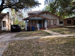 Building Photo - 1210 Kayton Ave