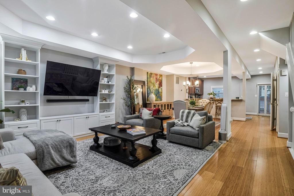 Foto principal - 821 Madison St NW
